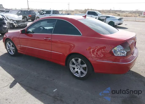 2009 Mercedes-Benz Clk 350 z USA, uszkodzony, nr VIN WDBTJ56H99F267828